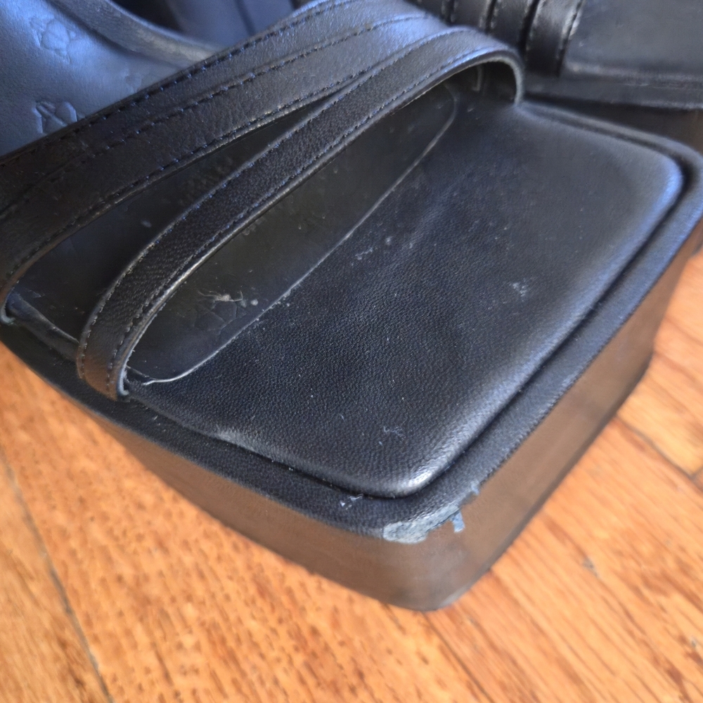 Naked Wolfe Jada Platform Sandals - Picture 14 of 14